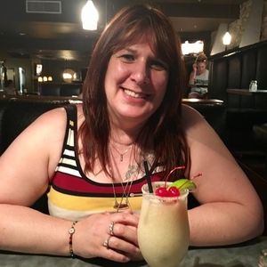 Meet your Posher, Pam